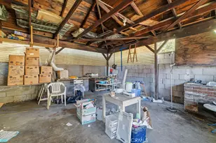 8103 Lullaby Ln, Panorama City, CA 91402 - Photo 25