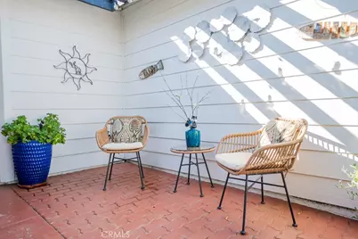 734 W Avenue H2, Lancaster, CA 93534 - Photo 5