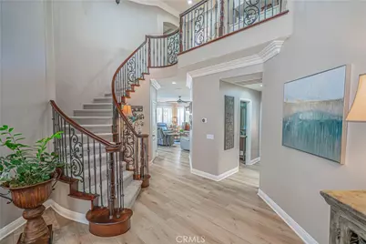 23321 Cuestport Drive, Valencia, CA 91354 - Photo 5