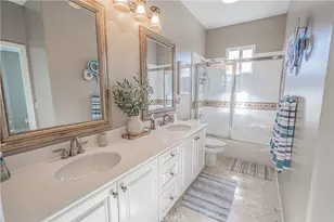 23321 Cuestport Dr, Valencia, CA 91354 - Photo 37