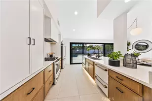 1033 E Via Escuela, Palm Springs, CA 92262 - Photo 7