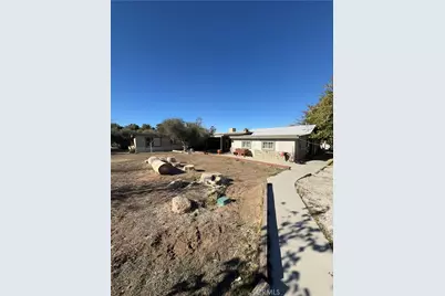 12317 E Avenue V-12, Pearblossom, CA 93553 - Photo 3