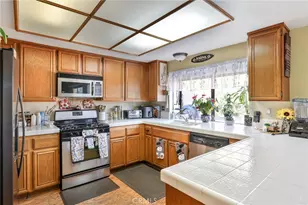 3027 W Ave J4, Lancaster, CA 93536 - Photo 9