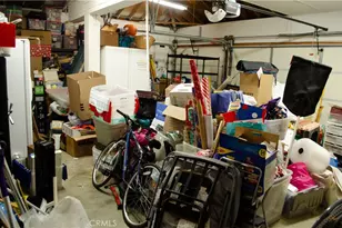 24371 Crestview, Newhall, CA 91321 - Photo 51