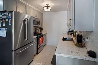 11044 Acama #203, North Hollywood, CA 91602 - Photo 5