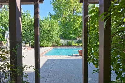 23421 Aetna Street, Woodland Hills, CA 91367 - Photo 45