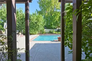 23421 Aetna St, Woodland Hills, CA 91367 - Photo 45