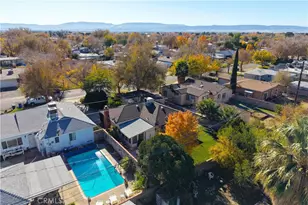 1335 W Ivyton, Lancaster, CA 93534 - Photo 37