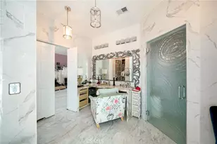 15562 Bronco, Canyon Country, CA 91387 - Photo 41