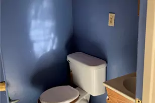 1046 W 123rd St, County - Los Angeles, CA 90044 - Photo 15