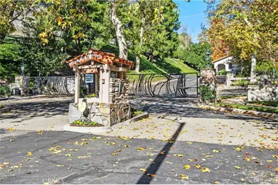 783 North Valley Drive, Westlake Village, CA 91362 - Photo 47