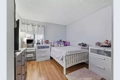 13750 Hubbard #Unit 6, Sylmar, CA 91342 - Photo 11