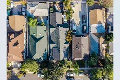 811 E 43rd Place, Los Angeles, CA 90011 - Photo 3