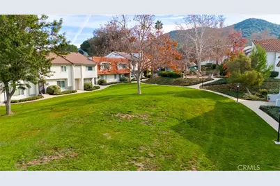 201 Green Heath, Thousand Oaks, CA 91361 - Photo 17