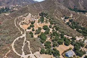 39813 Calle Carona, Green Valley, CA 91390 - Photo 7