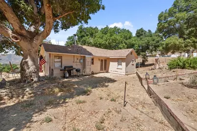 39813 Calle Carona, Green Valley, CA 91390 - Photo 11