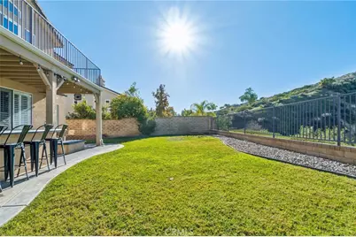 22939 Raintree Lane, Saugus, CA 91390 - Photo 33