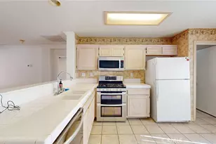 6157 W Ave J4, Lancaster, CA 93536 - Photo 7
