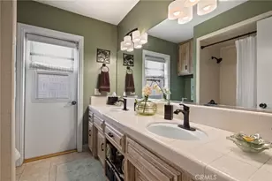 6001 Meadow Glen, Bakersfield, CA 93306 - Photo 29