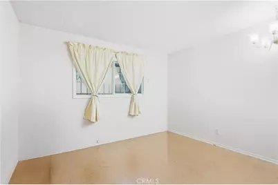 11474 Gladstone, Sylmar, CA 91342 - Photo 17