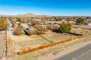 17360 Valeport, Lancaster, CA 93535 - Photo 37