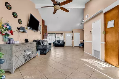 25790 Parada, Valencia, CA 91355 - Photo 9