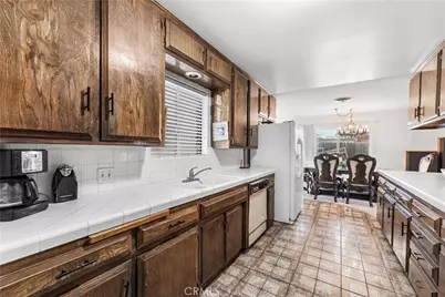 4308 Charter Oaks, Bakersfield, CA 93309 - Photo 25