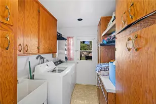 17419 Leadwell, Lake Balboa, CA 91406 - Photo 17