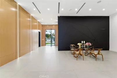 23227 Burbank Boulevard, Woodland Hills, CA 91367 - Photo 7