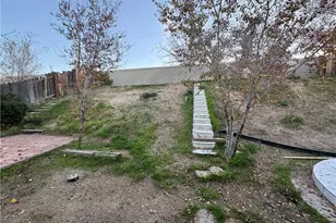 1160 Garnet, Palmdale, CA 93550 - Photo 35