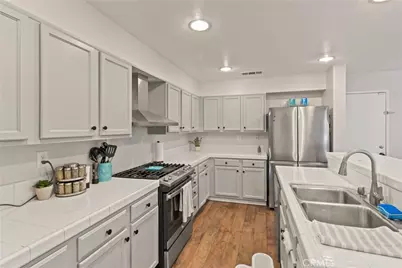 2614 Bellevue, Palmdale, CA 93550 - Photo 13