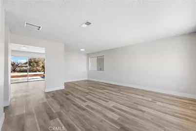 40596 Fieldspring, Lancaster, CA 93535 - Photo 5