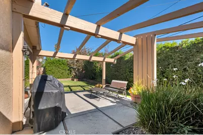 6500 Jumilla, Woodland Hills, CA 91367 - Photo 37