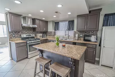 28076 Wildwind Drive, Canyon Country, CA 91351 - Photo 13