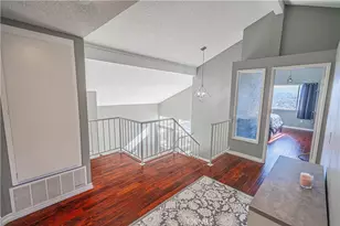 28076 Wildwind Dr, Canyon Country, CA 91351 - Photo 19