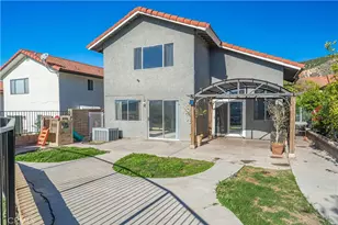 28076 Wildwind Dr, Canyon Country, CA 91351 - Photo 37
