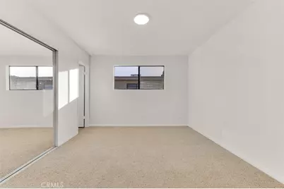 18423 Collins Street #A, Tarzana, CA 91356 - Photo 23