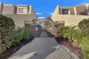 18423 Collins St, Tarzana, CA 91356 - Photo 35