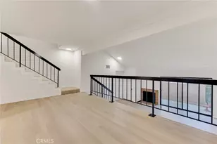 18423 Collins St, Tarzana, CA 91356 - Photo 21