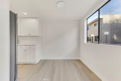 18423 Collins Street #A, Tarzana, CA 91356 - Photo 17