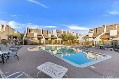 18423 Collins Street #A, Tarzana, CA 91356 - Photo 37