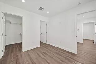 10558 Laurel Canyon Blvd, Pacoima, CA 91331 - Photo 11