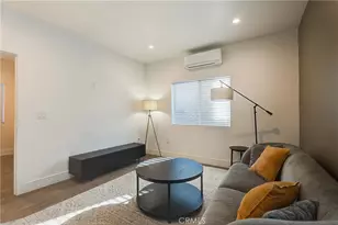 1364 S Ridgeley, Los Angeles, CA 90019 - Photo 11