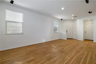30335 Cedar Oak Ln, Castaic, CA 91384 - Photo 13