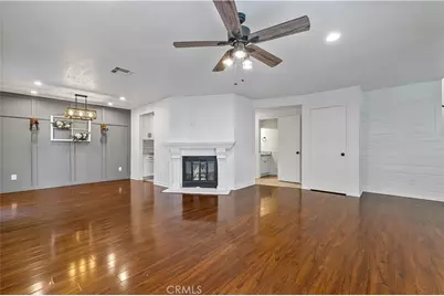 31311 The Old Road #B, Castaic, CA 91384 - Photo 7