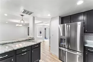 5401 Zelzah, Encino, CA 91316 - Photo 15