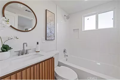 19017 Drycliff Street, Canyon Country, CA 91351 - Photo 17