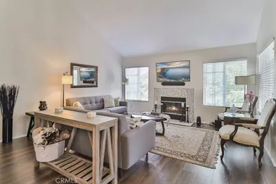 625 Hazelwood Way #A, Simi Valley, CA 93065 - Photo 5