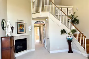 18110 Erik Ct, Canyon Country, CA 91387 - Photo 7