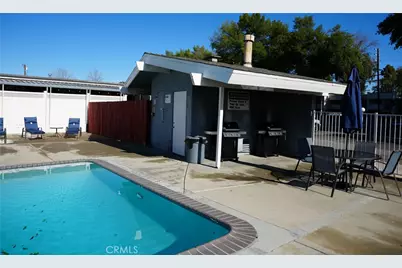 6545 Wilbur #39, Reseda, CA 91335 - Photo 25